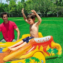 Questa piscina gonfiabile Dinosaur Play Center della Intex è un paradiso acquatico per bambini!